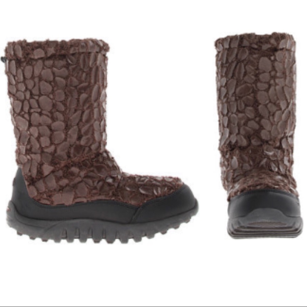 Mountrek Women's Lisa Congo Boots Sz 6
